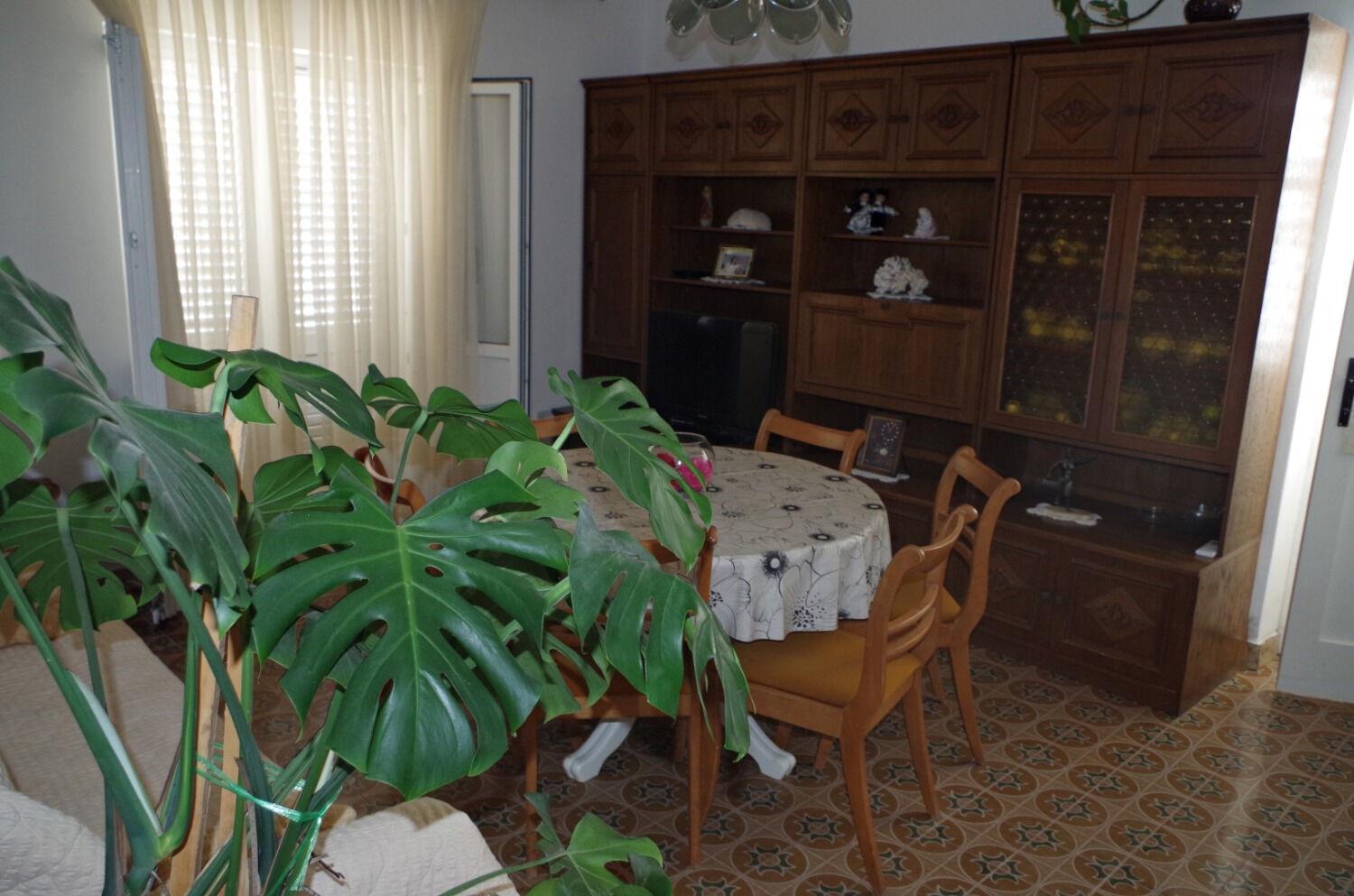 Apartment Mili Sutomiscica Екстер'єр фото